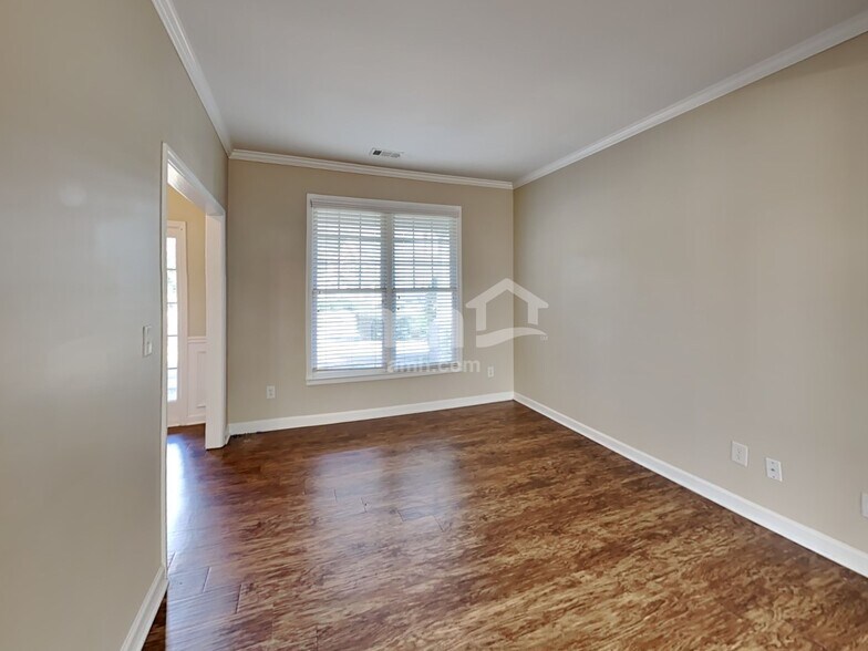 Building Photo - 3215 Thimbleberry Trail