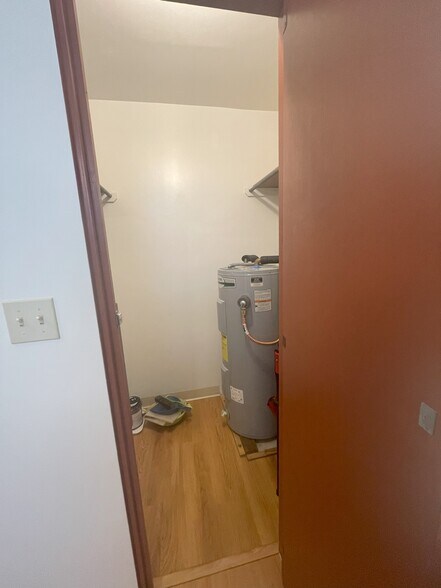 storage closet - 1555 Pohaku St
