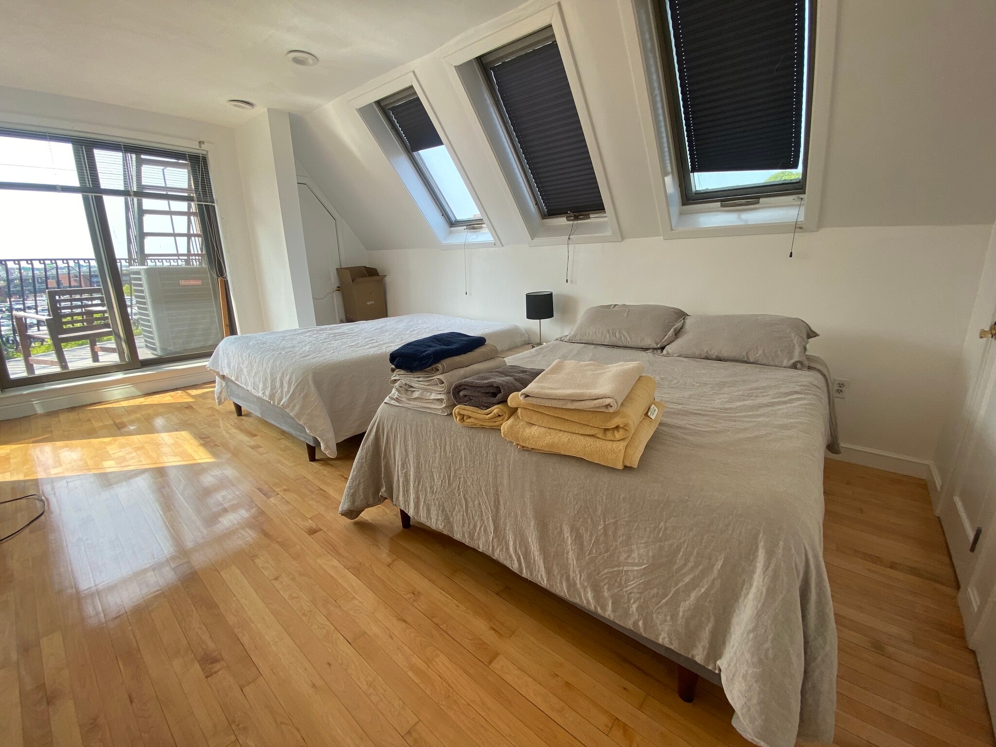 Building Photo - 21 Snow Hill St