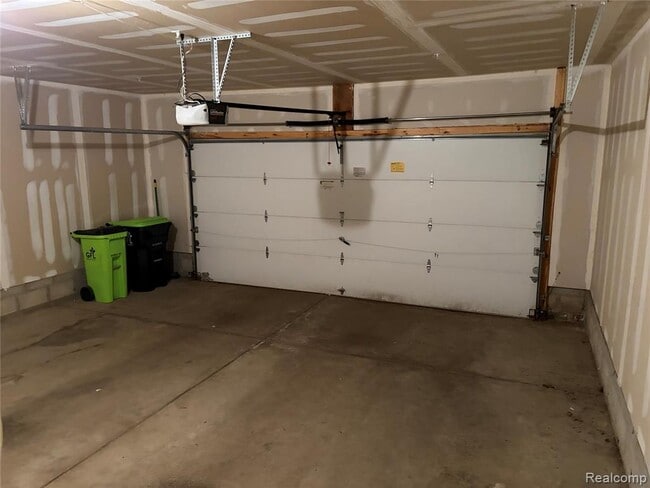 Building Photo - 28518 Carlton Way Dr