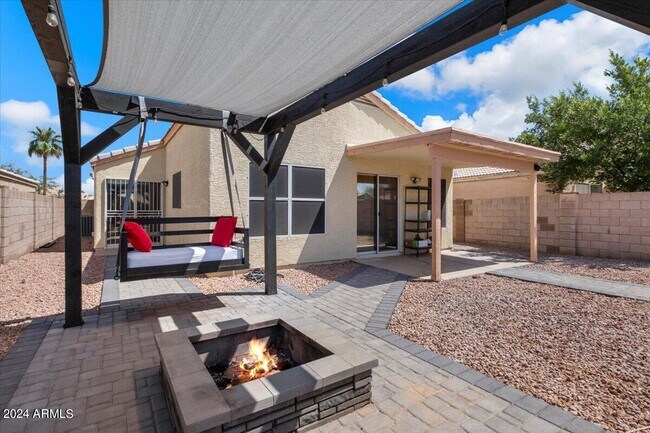 Building Photo - 4623 E Desert Wind Dr.