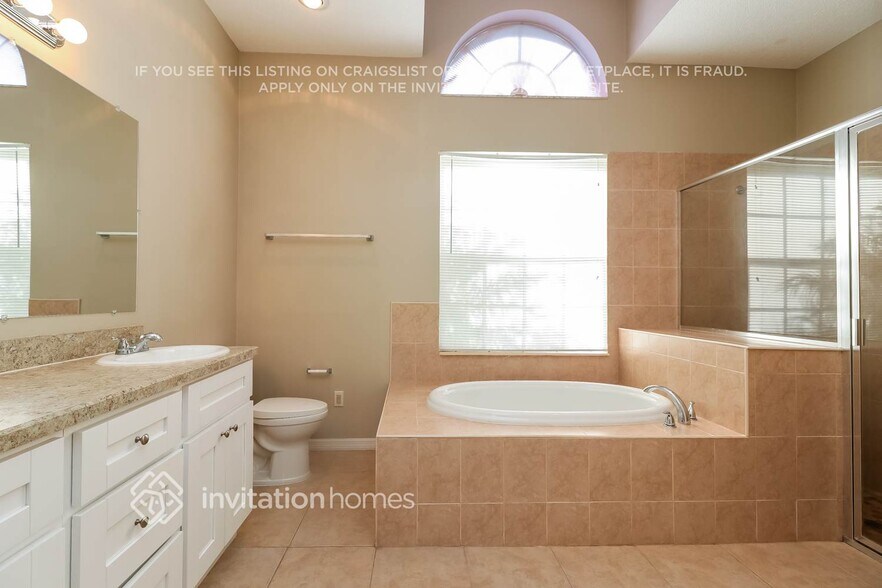 Building Photo - 1902 River Crossing Dr