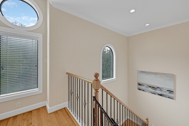 Building Photo - 2414 Dorrington St