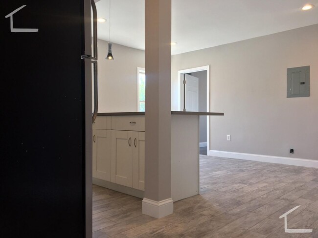 Building Photo - BU-west Allston PRIME LOCATION 3bed 1.5bath