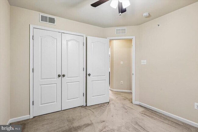 Building Photo - 1004 Red Clover Rd