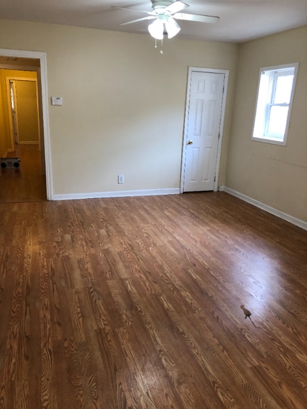 Building Photo - 1417 Hardee St NE