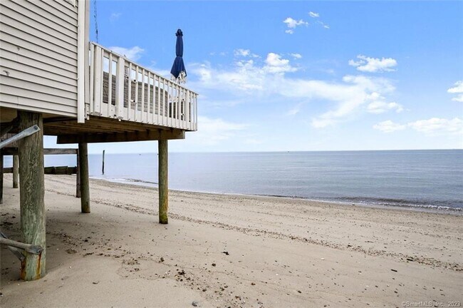 Building Photo - 43 Shoreline Dr