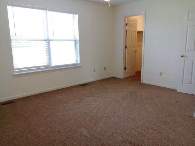 Building Photo - 3500-3502 Delmar Ct.