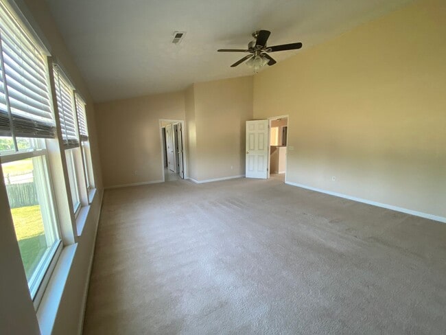 Building Photo - 4221 Dobbin Cir