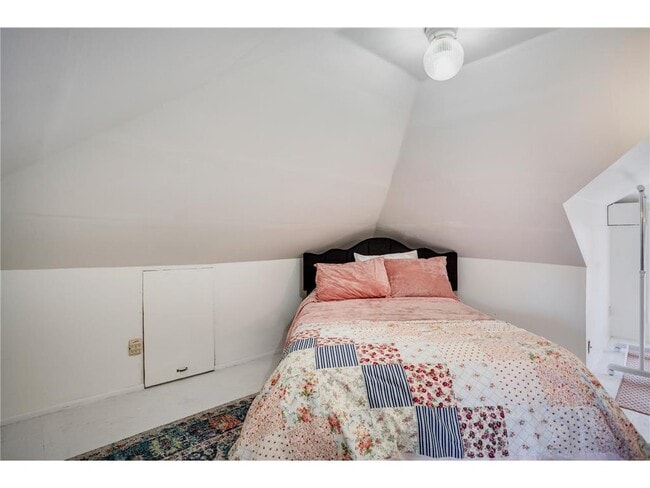 Building Photo - 3521 Girard Ave S