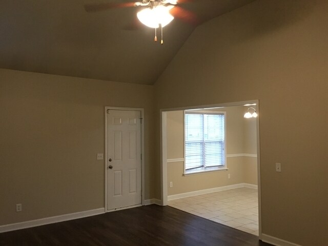 Building Photo - 5031 Jillson Ct