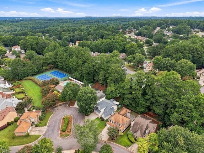 Building Photo - 5527 Bridge Pointe Dr