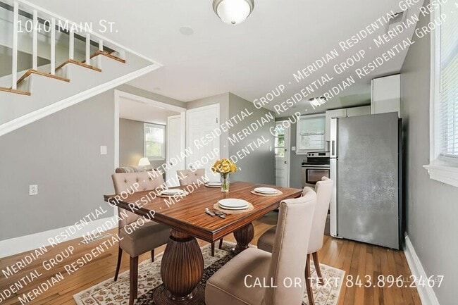 Building Photo - 1040 Main St