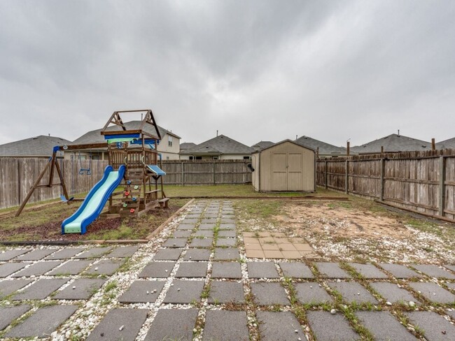 Building Photo - Charming 3BR w/Study House in Converse
