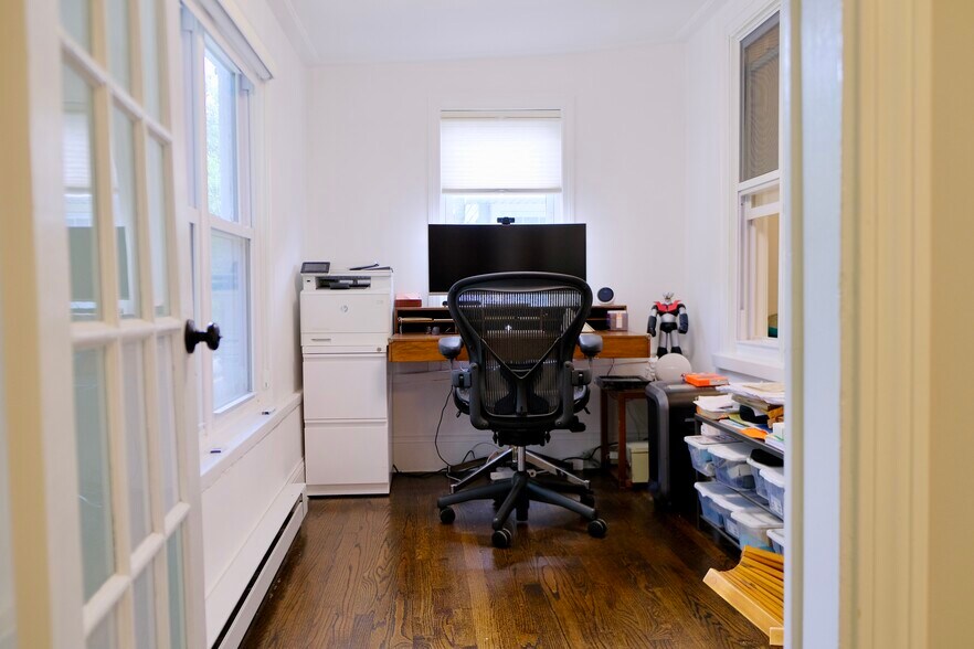 Building Photo - 164 Mystic Valley Pky