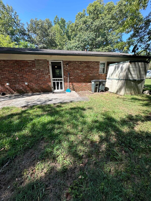 Building Photo - 4914 Horton Rd NE