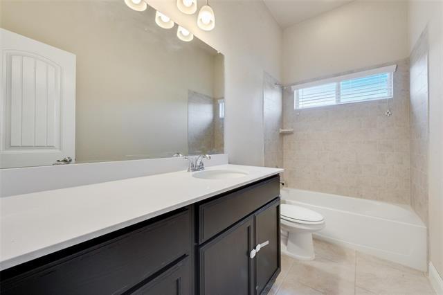 Building Photo - 15517 Drury Ln