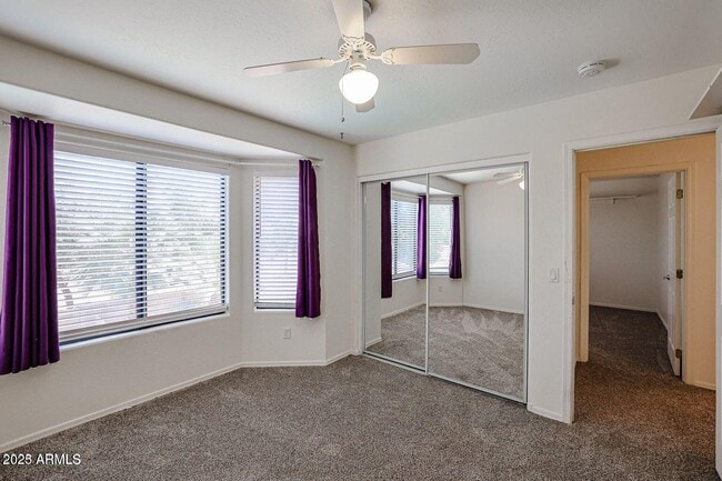 Building Photo - 1815 E Dava Dr
