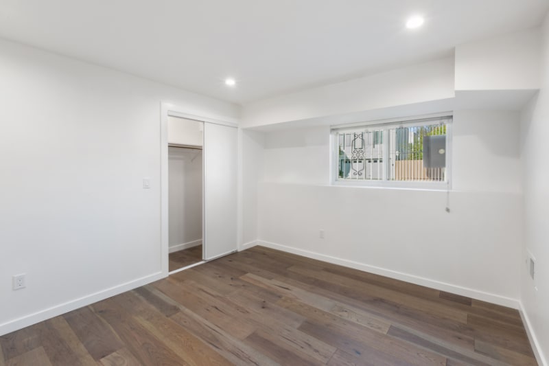 Building Photo - 1900 Lane St