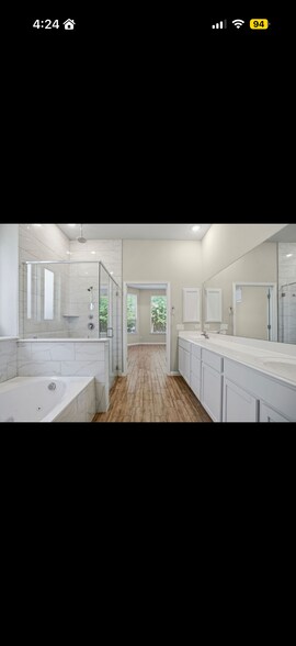 Building Photo - 1610 Buckner Pl
