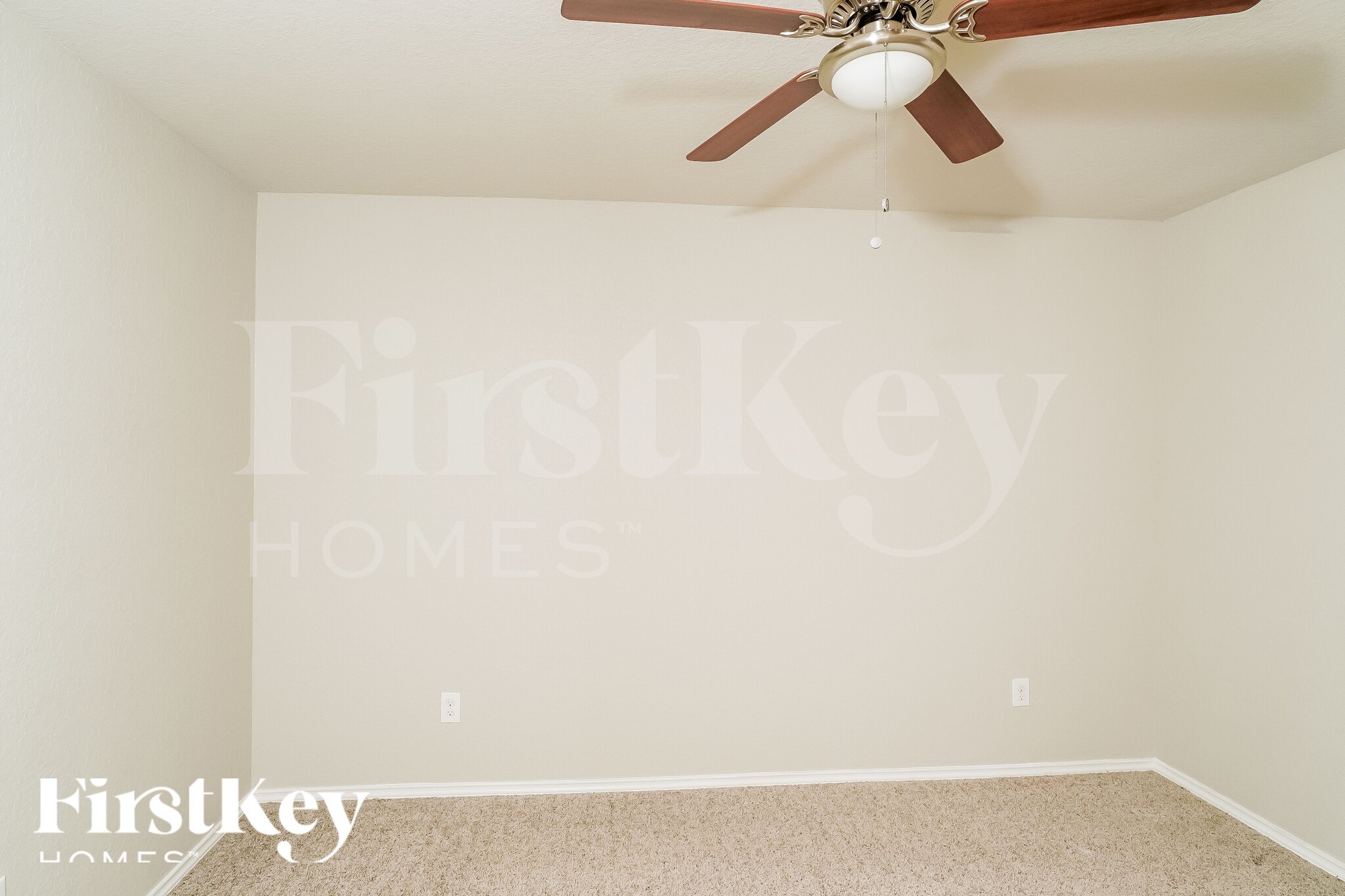 Building Photo - 1936 Heather Glen Dr