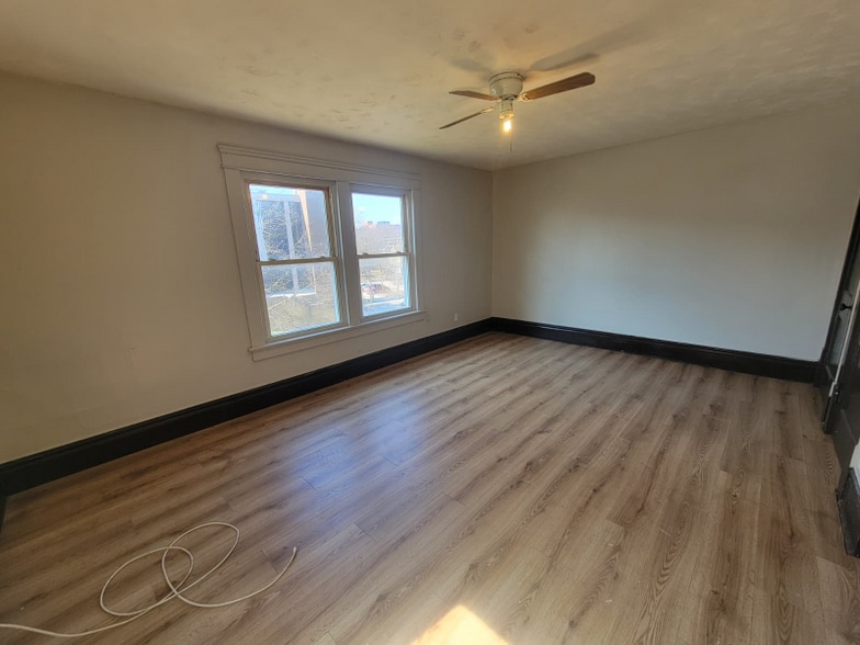 Building Photo - 55 Cotter Ave