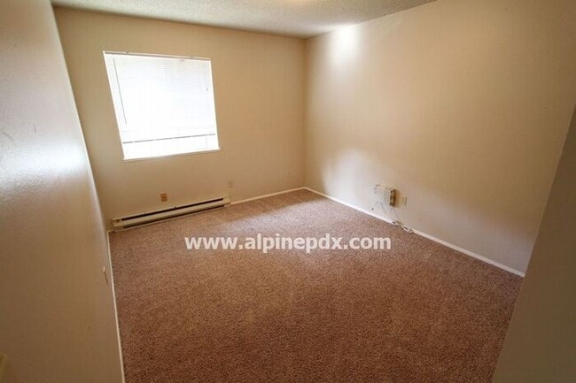 Building Photo - 2 Bed Upstairs Unit at Conestoga!