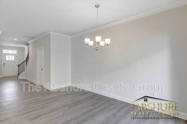 Building Photo - 507 Flat Ford Rd