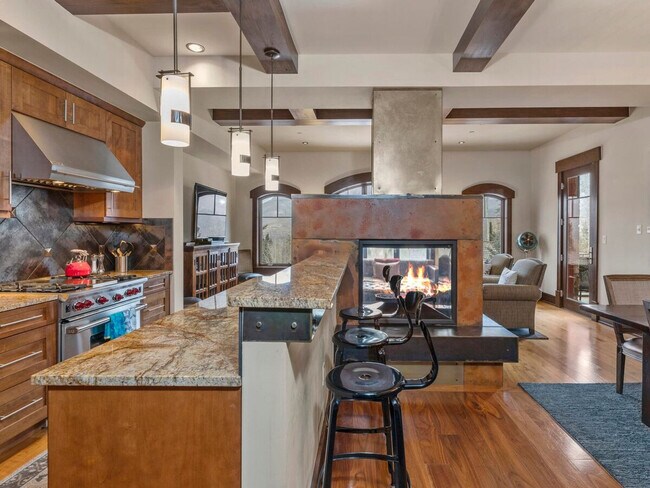 Building Photo - 7 Elkstone Pl