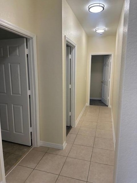 Building Photo - 9404 Portside Dr