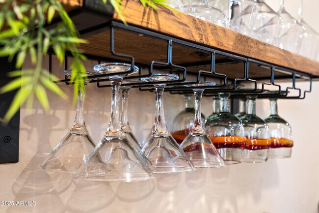 Building Photo - 9972 E Del Monte Ave