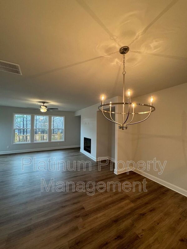 Building Photo - 1598 Laurel Blossom Walk