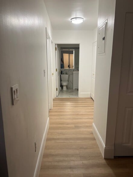 Building Photo - 130 Lenox Ave