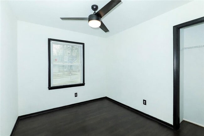 Building Photo - 836 Bolton Rd NW