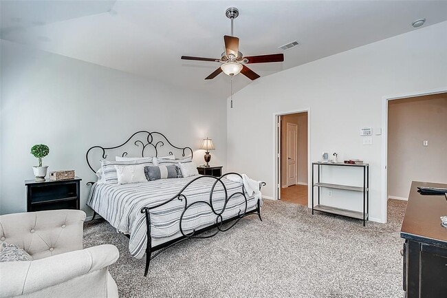 Building Photo - 23815 S Newport Bend