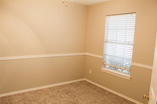 Building Photo - 3402 Heathcliff Dr