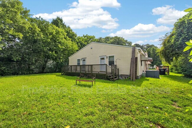 Building Photo - 100 Hodges Manor Rd