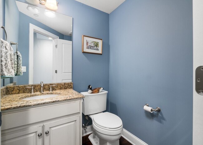 Building Photo - 115 Halsted Dr