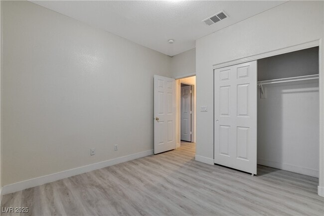 Building Photo - 7938 Angel Tree Ct