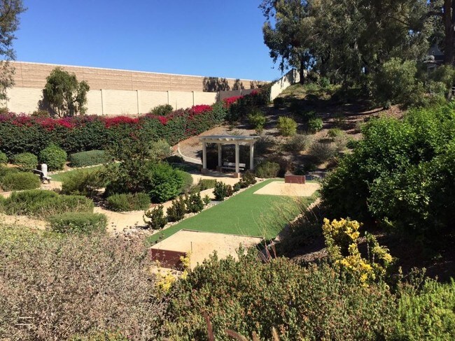 Building Photo - 9990 Scripps Vista Way
