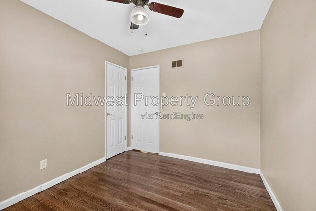 Building Photo - 1205 Acredale Dr