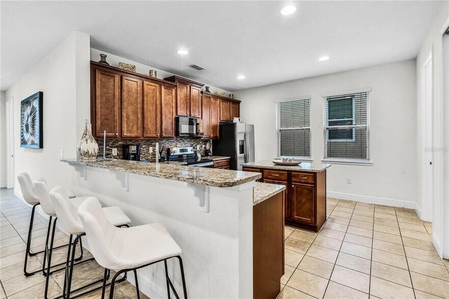 Building Photo - 220 Pendant Ct