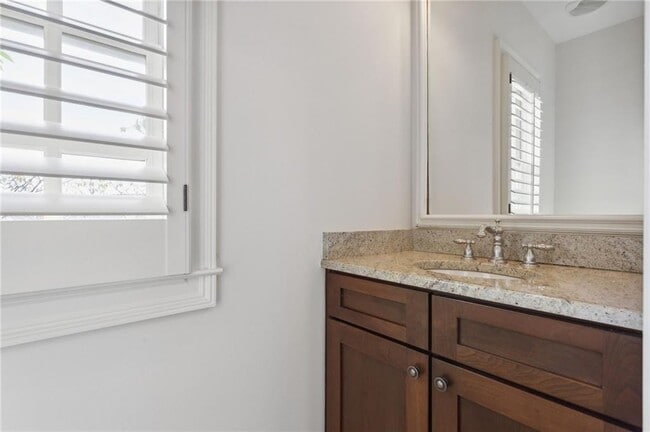 Building Photo - 24 Buford Village Walk
