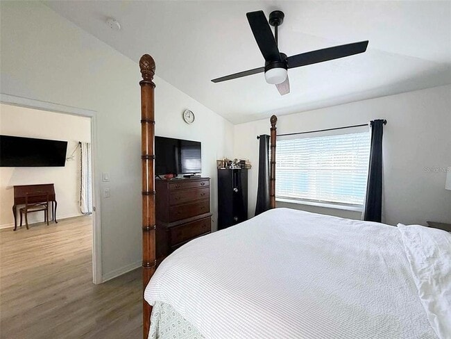 Building Photo - 504 Rose Apple Cir