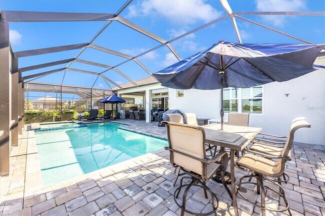 Building Photo - 18805 Valleta Ave