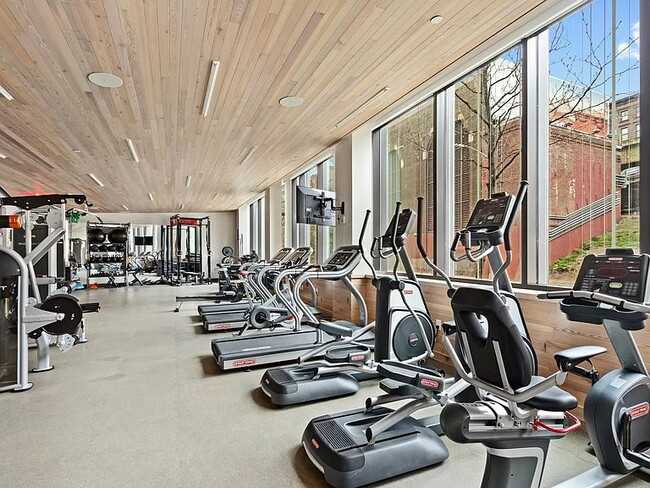 Building Photo - 130 Furman St