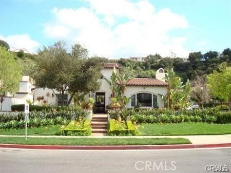 Building Photo - 865 Sunset Pl