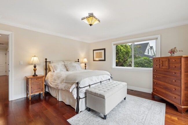 Building Photo - Single-Level Three-Bedroom Retreat in Napa...