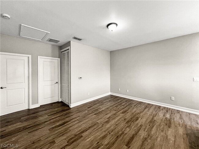 Building Photo - 9452 Montebello Way