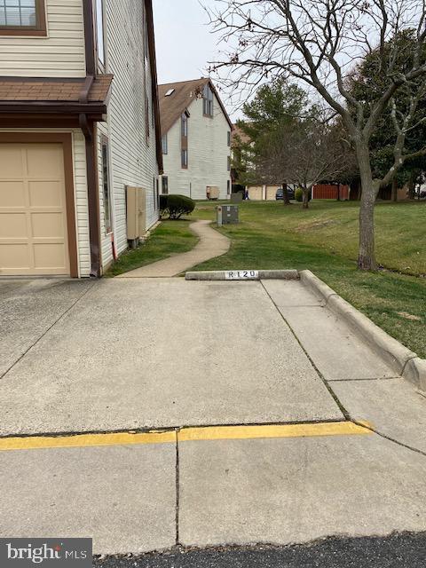 Building Photo - 6004 Curtier Dr